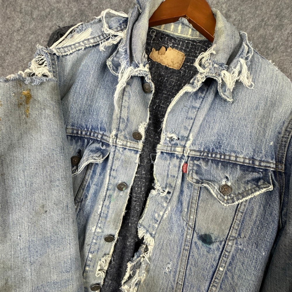 Levis Denim Jacket Mens M Blue 70s Blanket Lined Trashed Ripped Stained Vtg